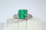 18KW EMERALD DIA RING - Image 5