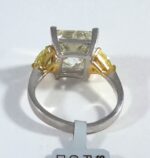 18KW PRINCESS-CUT DIA RING - Image 4