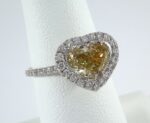 18KW HEART SHAPE RING 72=.65 - Image 3