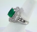 3.74CT EMERALD & DIA PLAT RING - Image 4