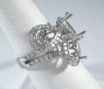 18K W/G DIA SEMIMNT RING - Image 2