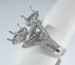 18K W/G DIA SEMIMNT RING - Image 3