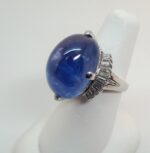 PLAT CABOCHON SAPPHIRE DIA RING - Image 5